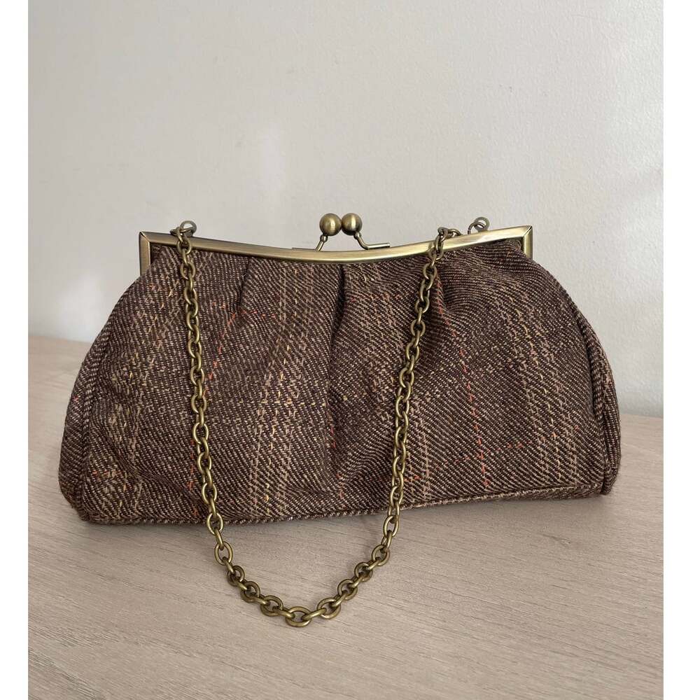 Vintage Brown Tweed Kiss Lock Clutch Bag w/ Brass Chain Shoulder Frame Purse